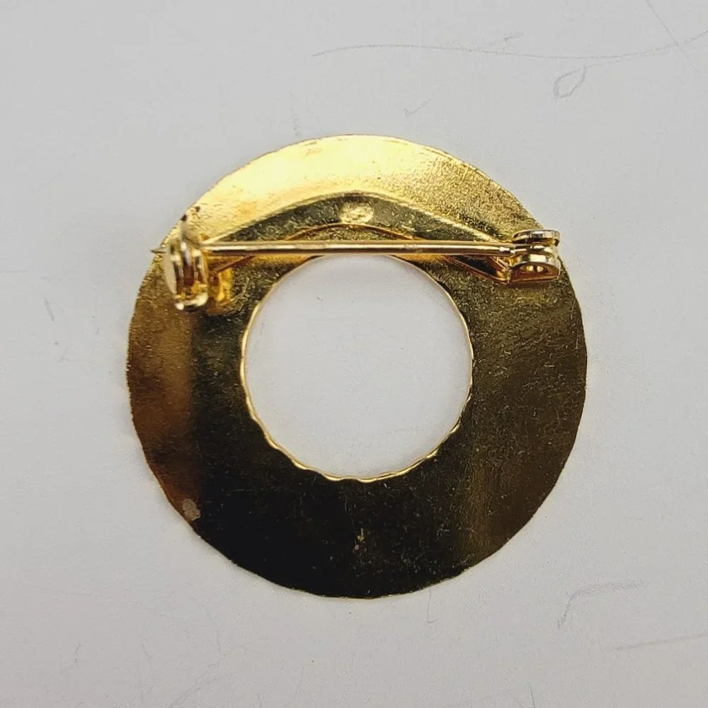 Vintage Gold Tone Sunburst Circle Brooch Scalloped Edge Round Pin 1.25‎ Inch